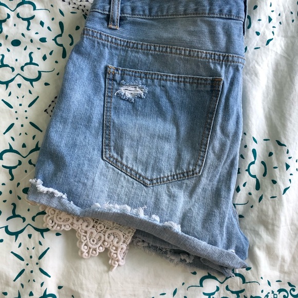 Jean Shorts - Picture 3 of 3